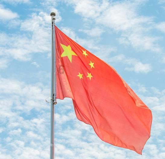 一曼街！冰城公安守护红色打卡地 擦亮护游名片