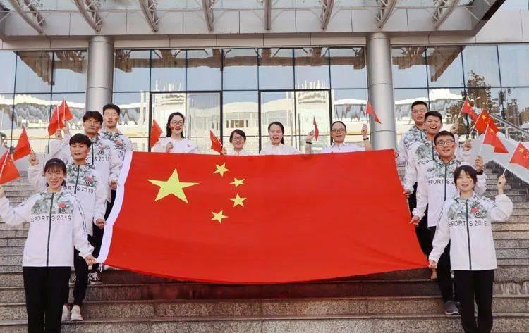 甜美公主的绚丽装扮