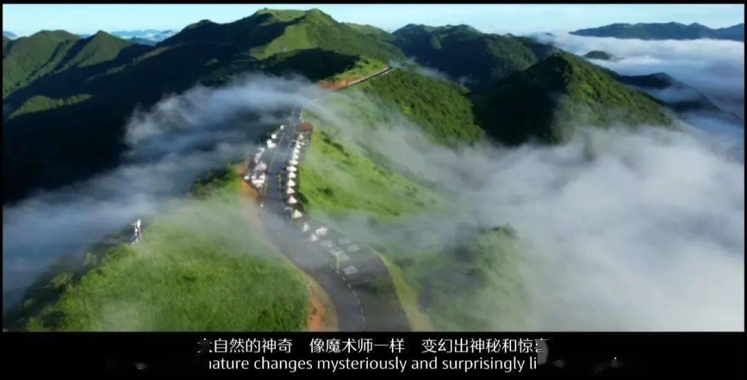 假设你卡里有一亿人民币，如果银行倒闭了，这个钱在其他银行能取出来吗？游戏画面